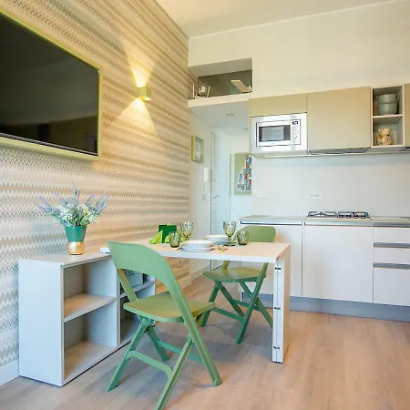 Mdf Monolocale A 100 Mt Dal Mare 弗雷杰内