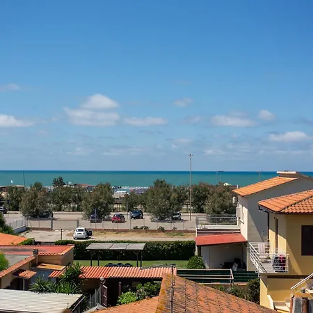 Apartment Monolocale A Fregene 100 Mt Dal Mare *