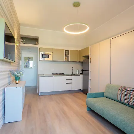 Monolocale A Fregene 100 Mt Dal Mare *